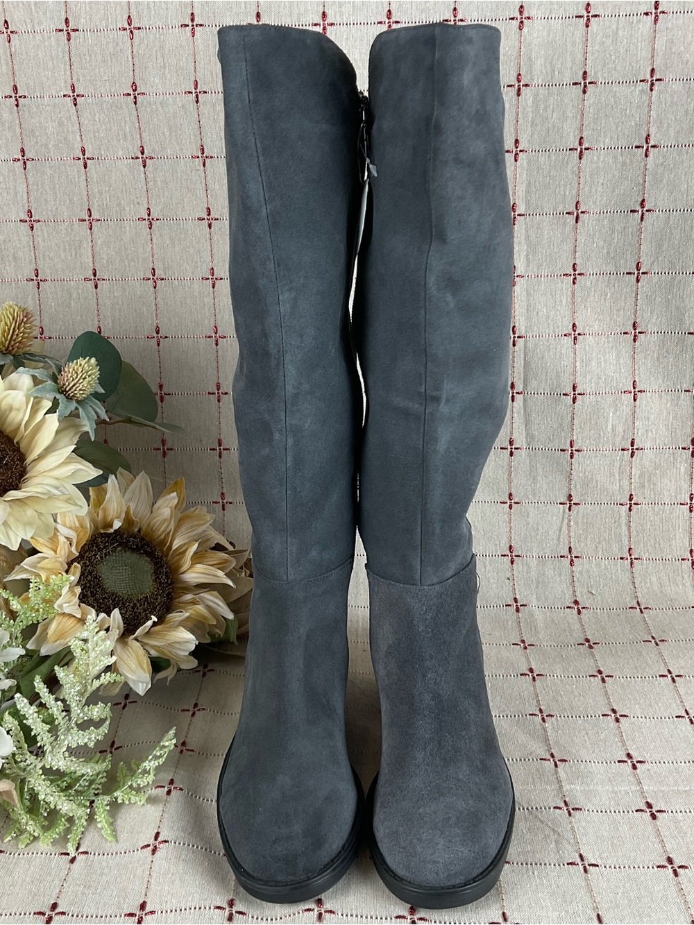Blondo “Ellie” Grey Suede Knee High Riding Boots Waterproof Size 6.5 NWOB - Picture 2 of 12